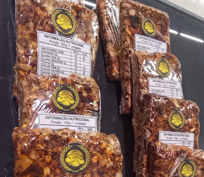 Barrinhas com rótulos nutricionais